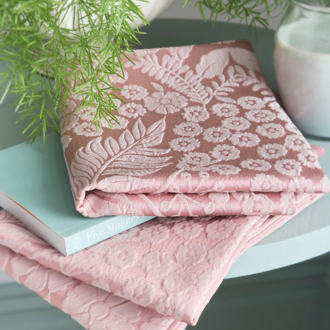 Appletree Toria Duvet Cover Set – Blush