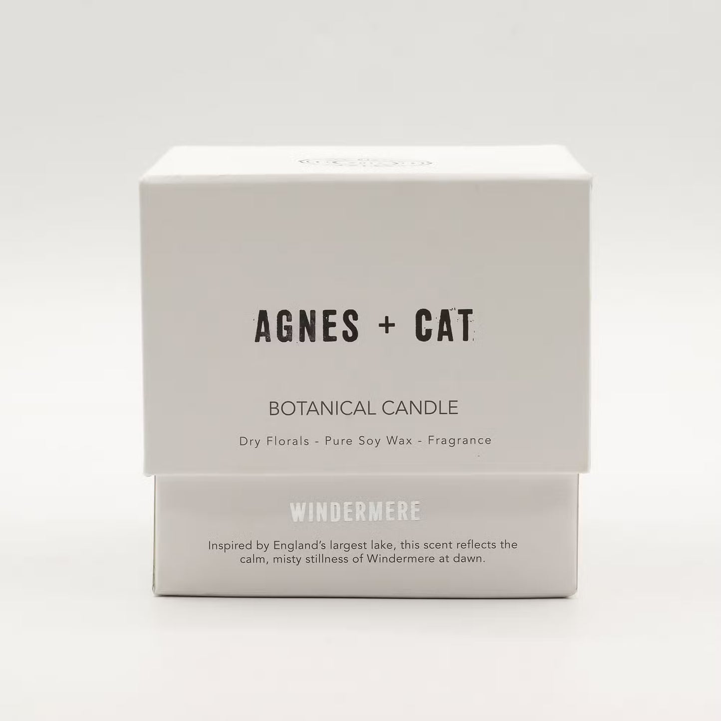Agnes and Cat Windermere botanical soy wax candle with dried florals and fresh countryside-inspired fragrance