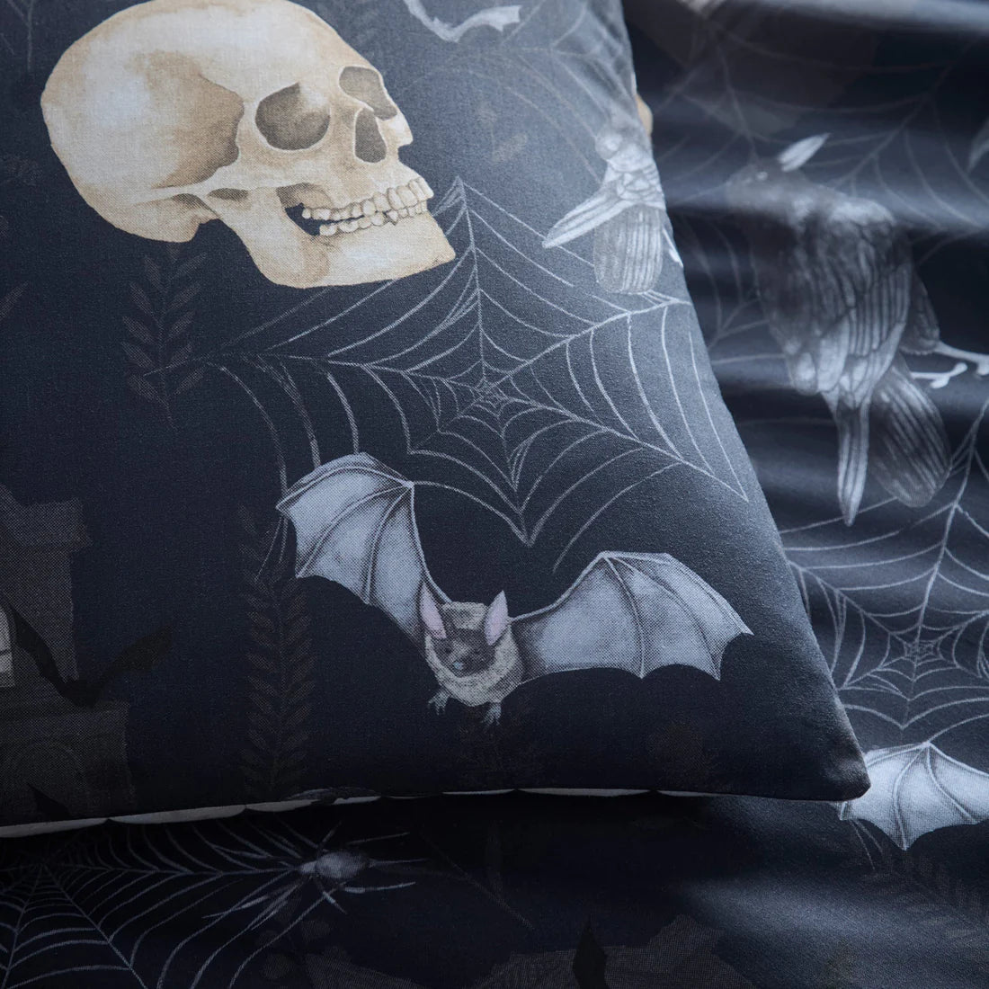 Fusion Gothic Skulls Halloween Duvet Cover Set Black Bedding