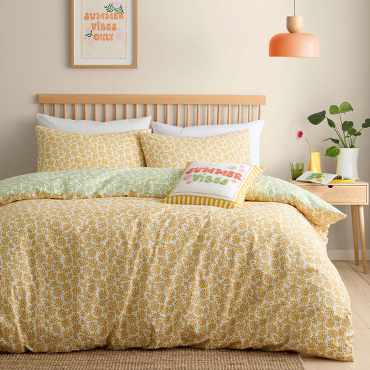 Retro Daisy Yellow Floral Duvet Cover Set – Reversible