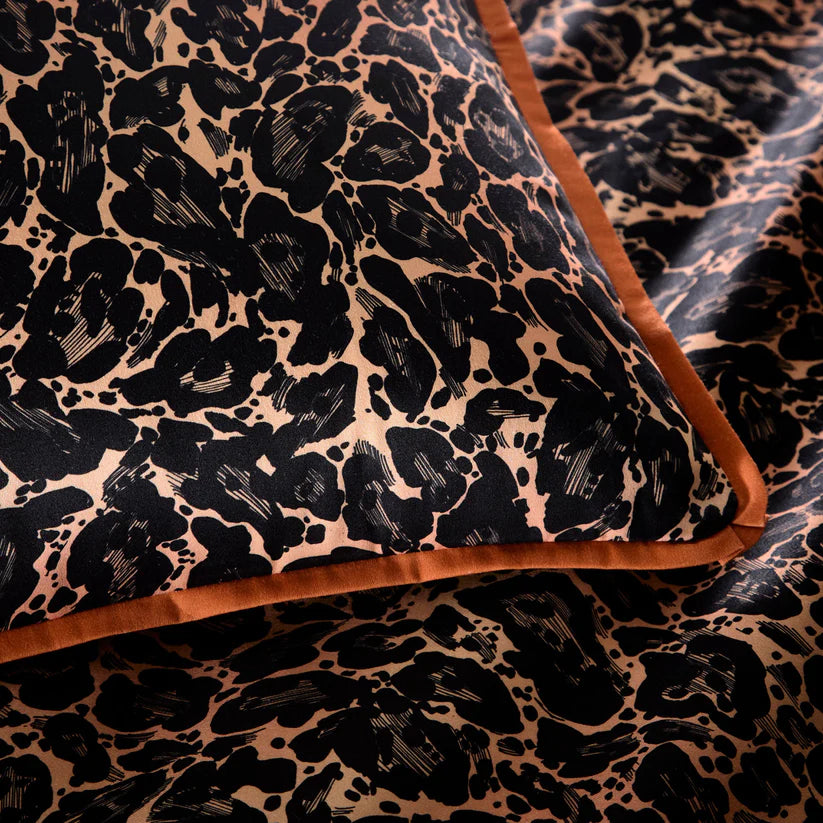Laurence Llewelyn-Bowen Roxy Leopard 100% Cotton Sateen Duvet Cover Set Black