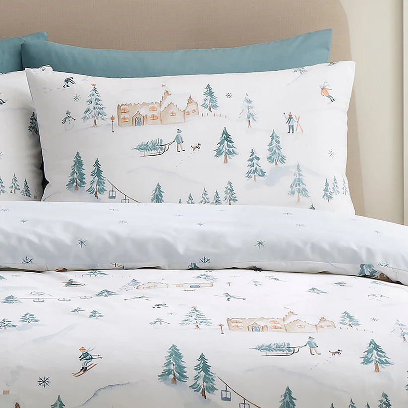 Dreams & Drapes Ski Village Christmas Duvet Cover Set Natural Festive Bedding