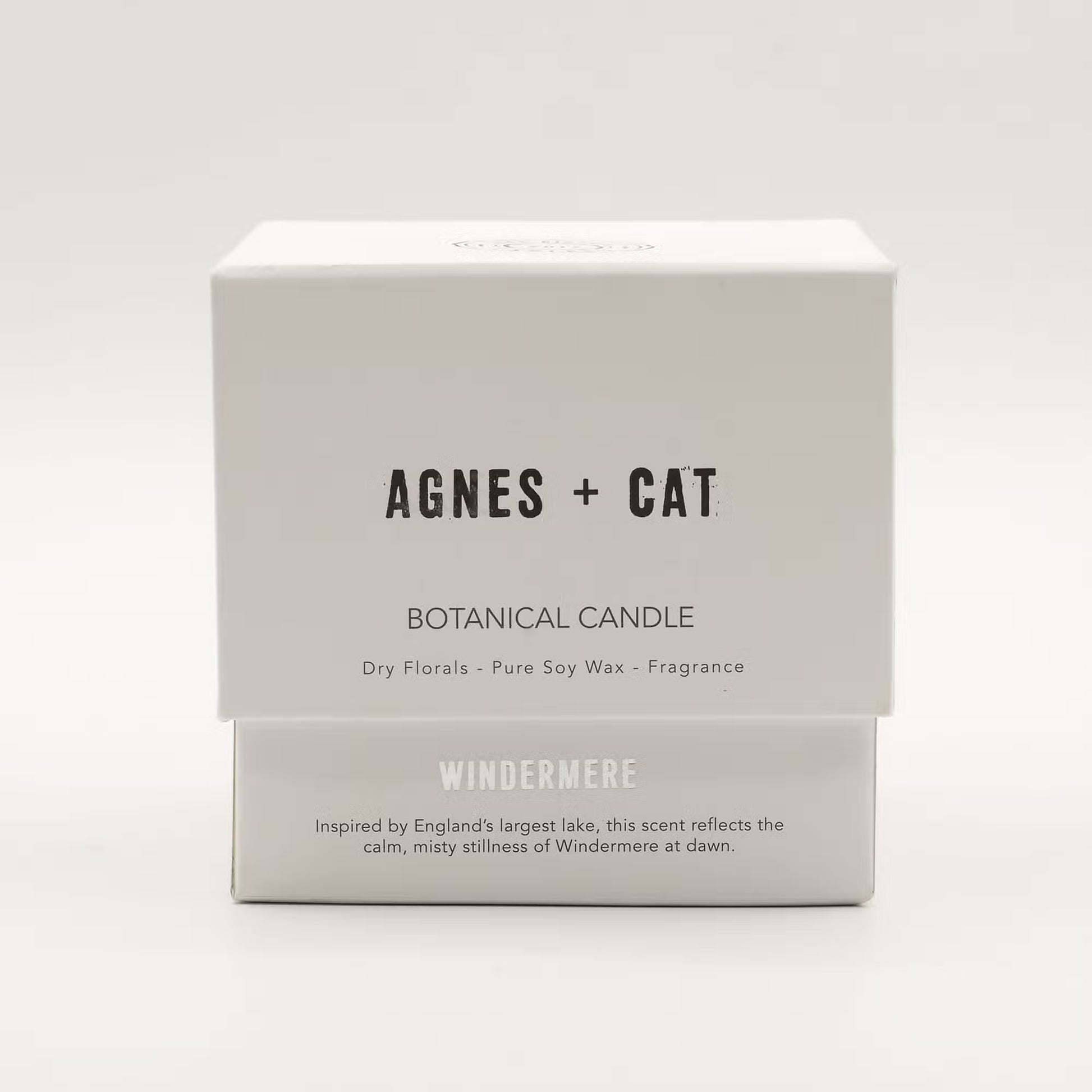 Agnes and Cat Windermere botanical soy wax candle with dried florals and fresh countryside-inspired fragrance
