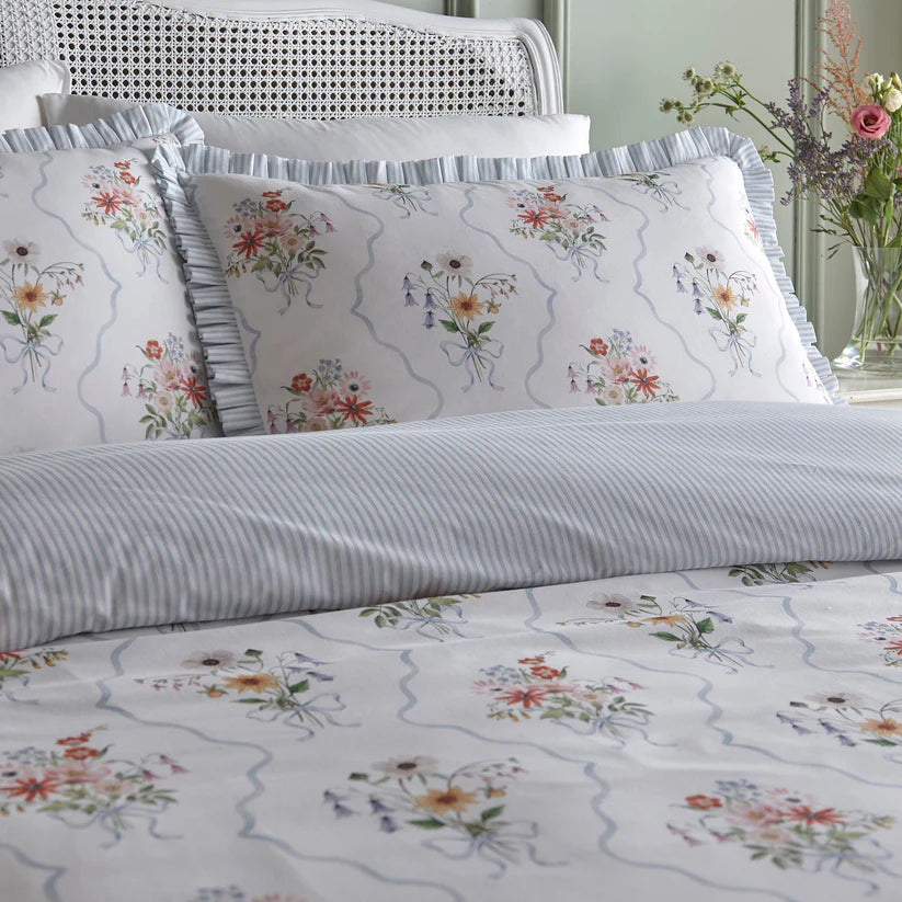 Appletree Floral Bouquet floral duvet cover set with elegant blue floral pattern and reversible stripe bedding