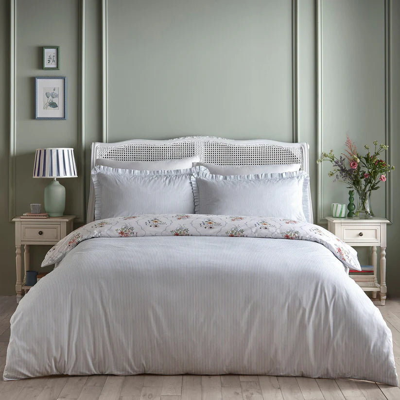 Appletree Floral Bouquet floral duvet cover set with elegant blue floral pattern and reversible stripe bedding
