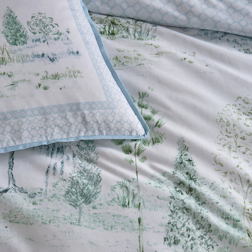 Appletree Willow Tree Scene duvet cover set with blue countryside toile reversible cotton bedding
