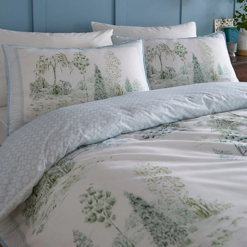 Appletree Willow Tree Scene duvet cover set with blue countryside toile reversible cotton bedding