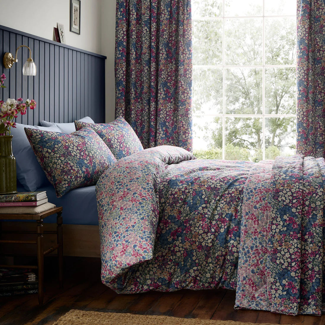 Dreams & Drapes Bessie duvet cover set in navy with ditsy floral print and reversible design