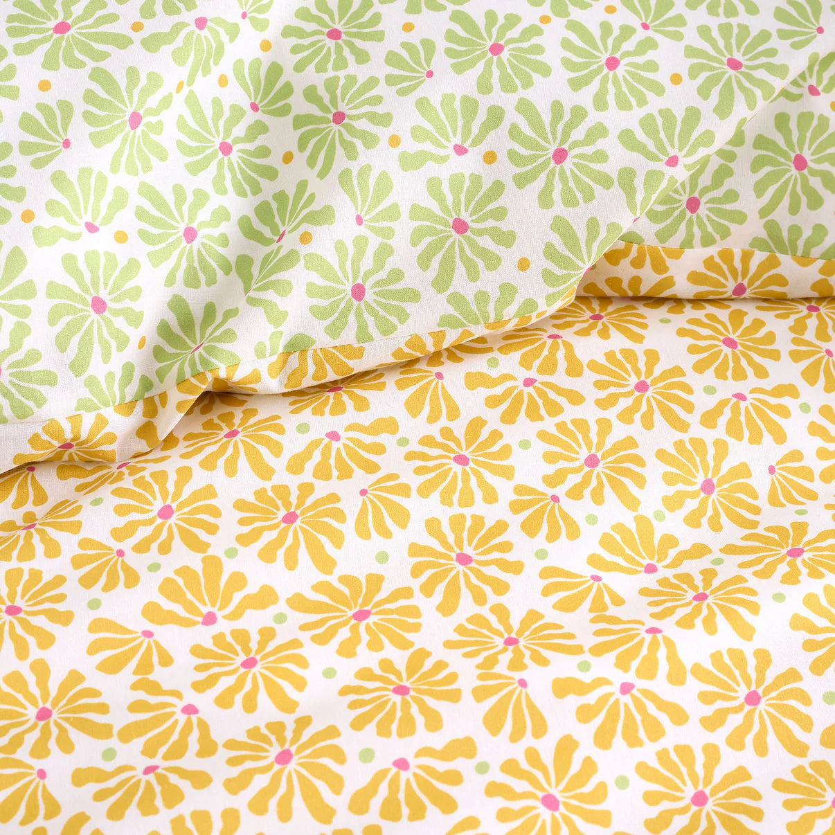 Fusion Retro Daisy duvet cover set with yellow floral reversible retro bedding design